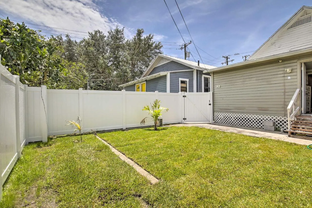 Holiday home Updated Ybor City House With Fenced Yard Tampa United States