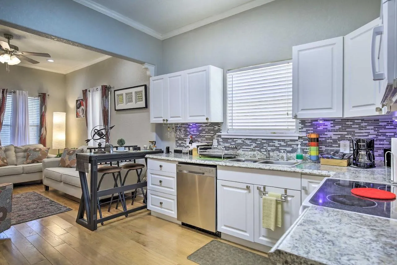Holiday home Updated Ybor City House With Fenced Yard Tampa